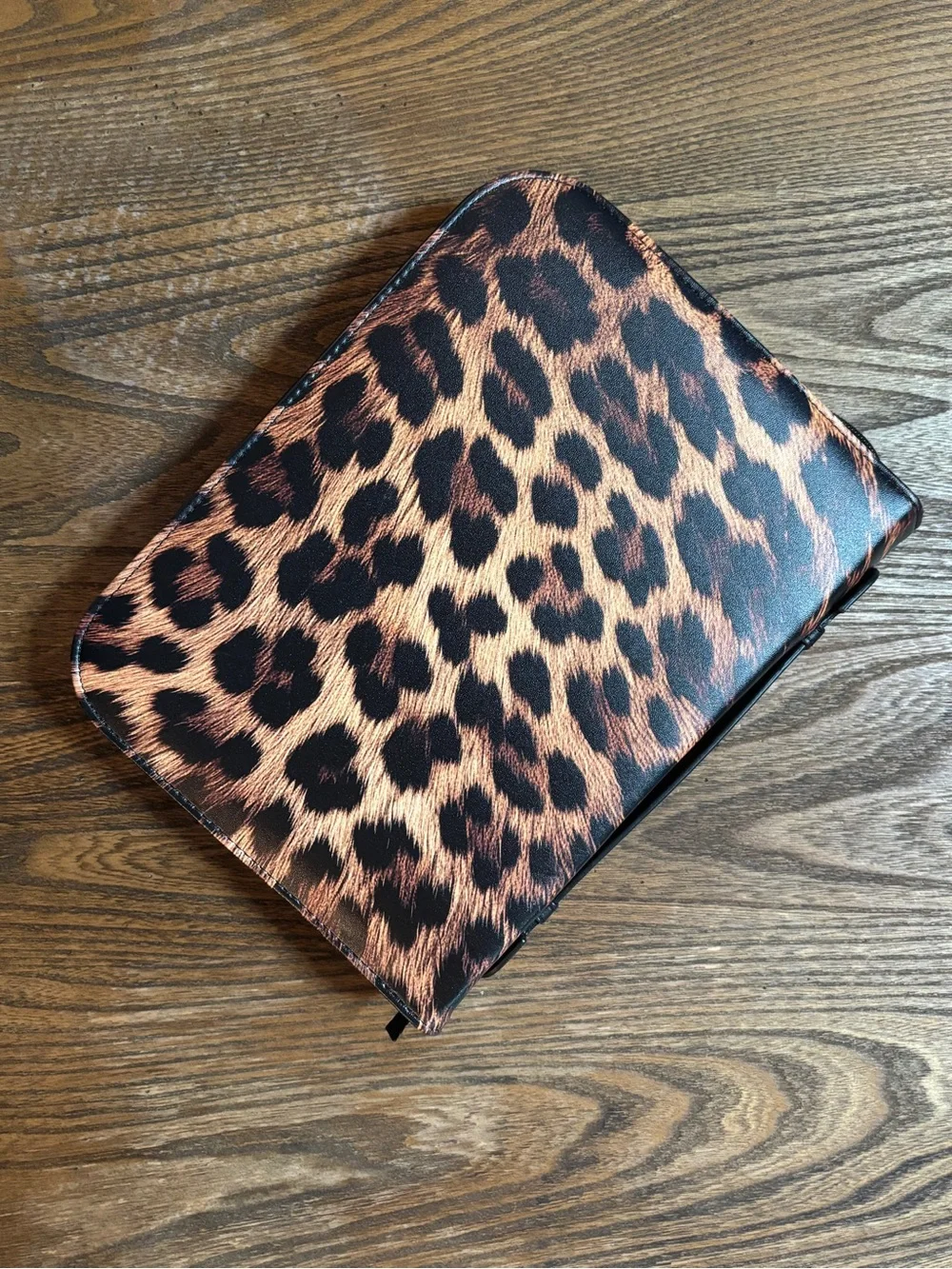 🆕 Leopard Print Faux Leather Bible Cover W/ Zipper XL
